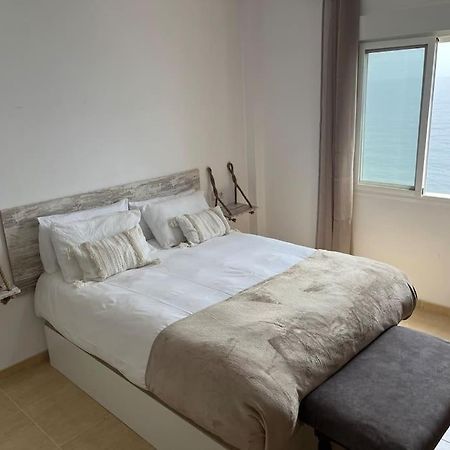 Apartamento A Pie De Playa Con Vistas Al Mar. Sorvilán Eksteriør billede